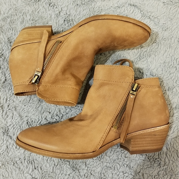 Sam Edelman Packer Booties - Picture 4 of 8